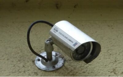 LA AEPD SANCIONA A UNA AUTOESCUELA POR VIDEOVIGILANCIA SIN CARTEL INFORMATIVO OBLIGATORIO