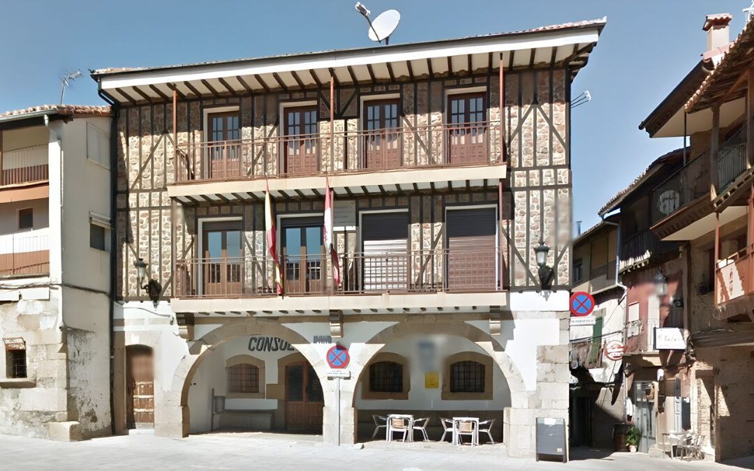 REVELAR EL SALARIO NETO DE UN FUNCIONARIO EN UN ACTO PÚBLICO VULNERA LA PROTECCIÓN DE DATOS, SEGÚN LA AEPD